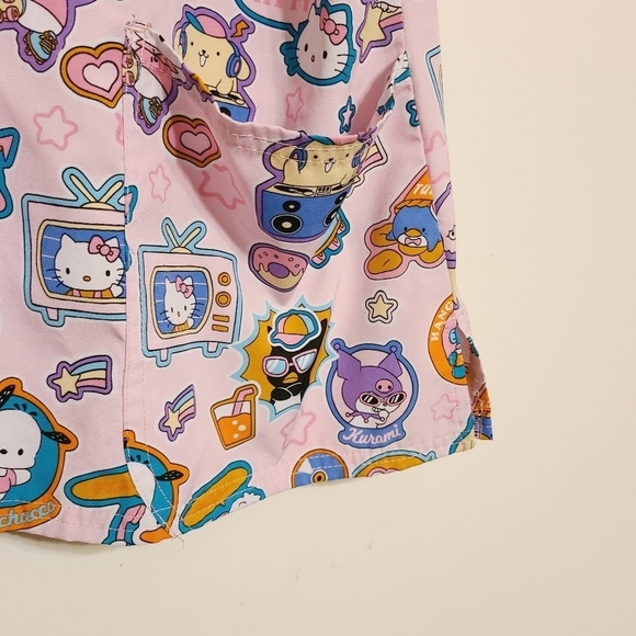 Hello Kitty | Women's Pink V-Neck Medical Scrubs Tooniforms Top (Size 2XL) - Picture 12 of 16